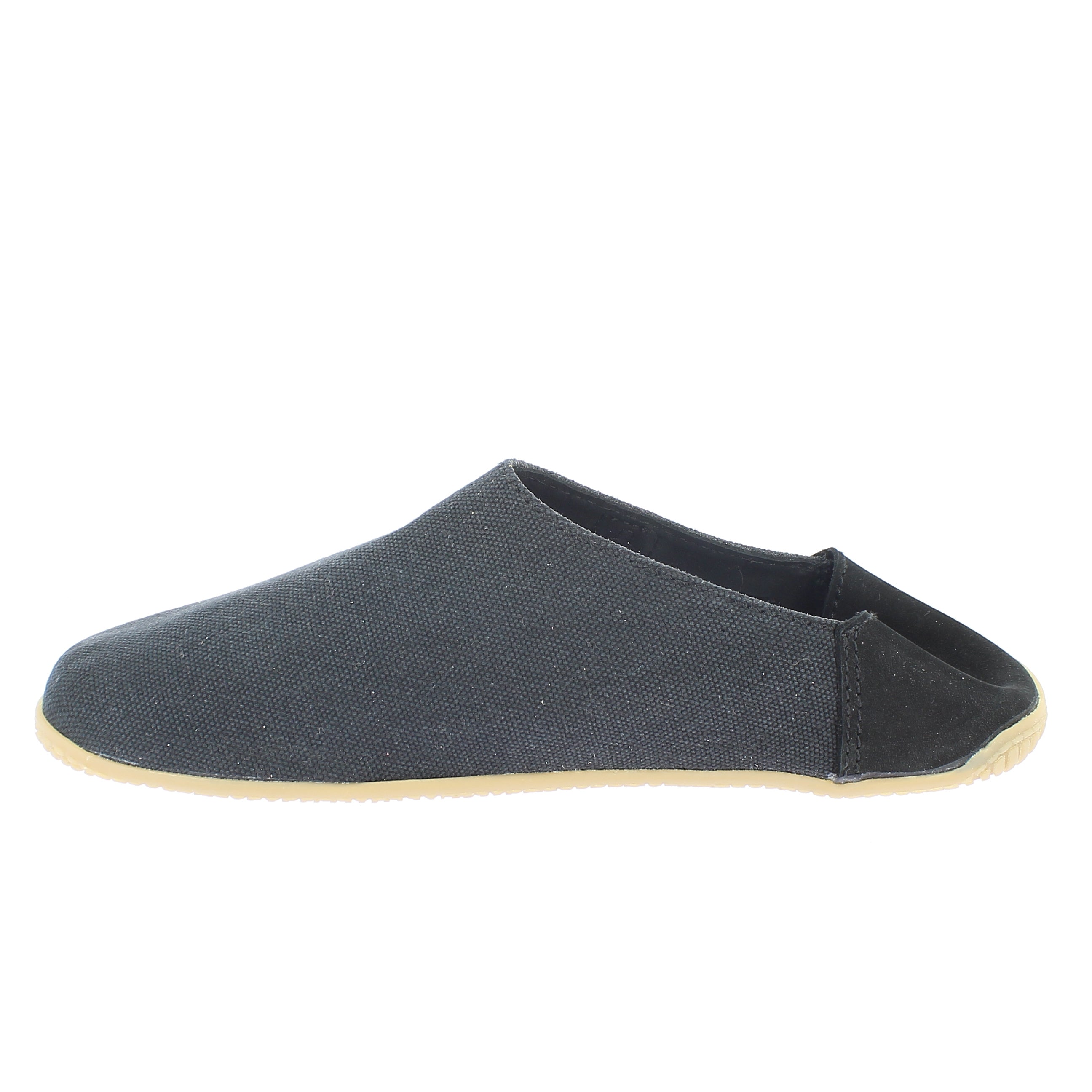 Slipper Cross & Leather Cap