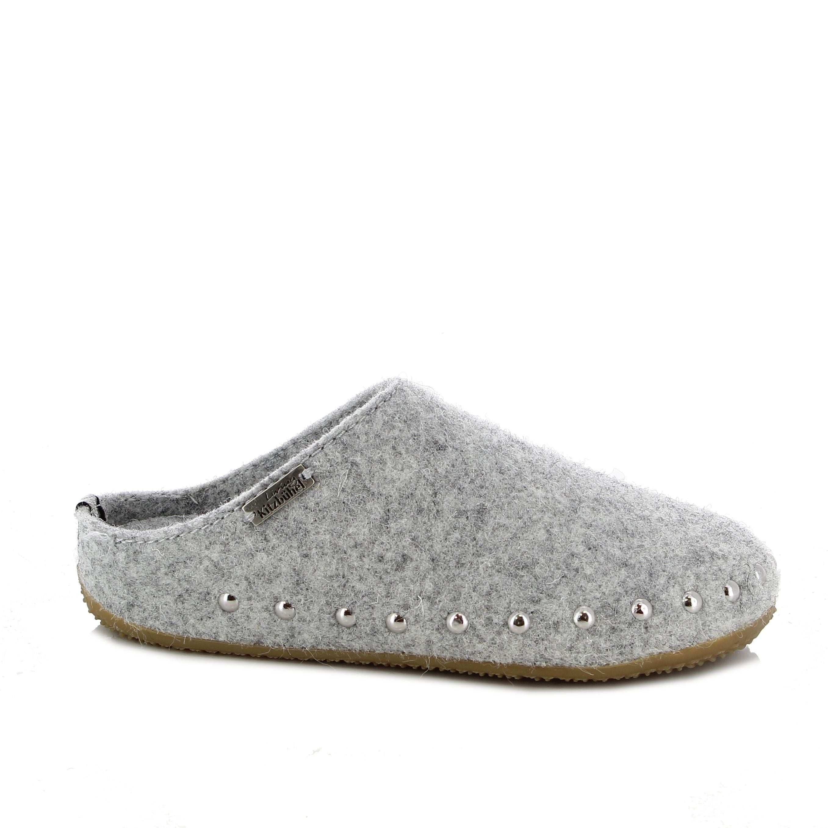 Pant. Filz mit Nieten