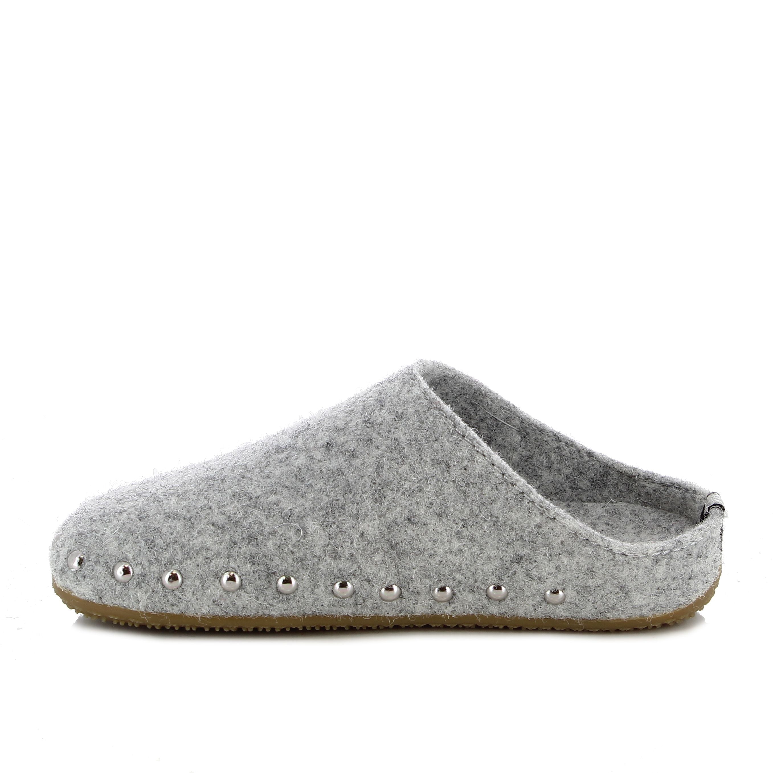 Pant. Filz mit Nieten