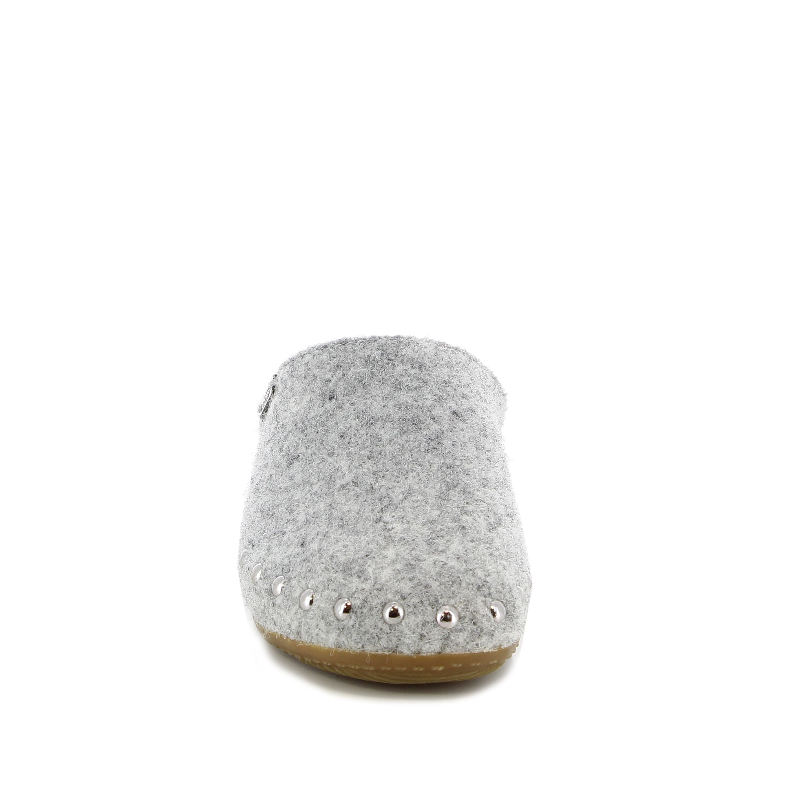 Pant. Filz mit Nieten