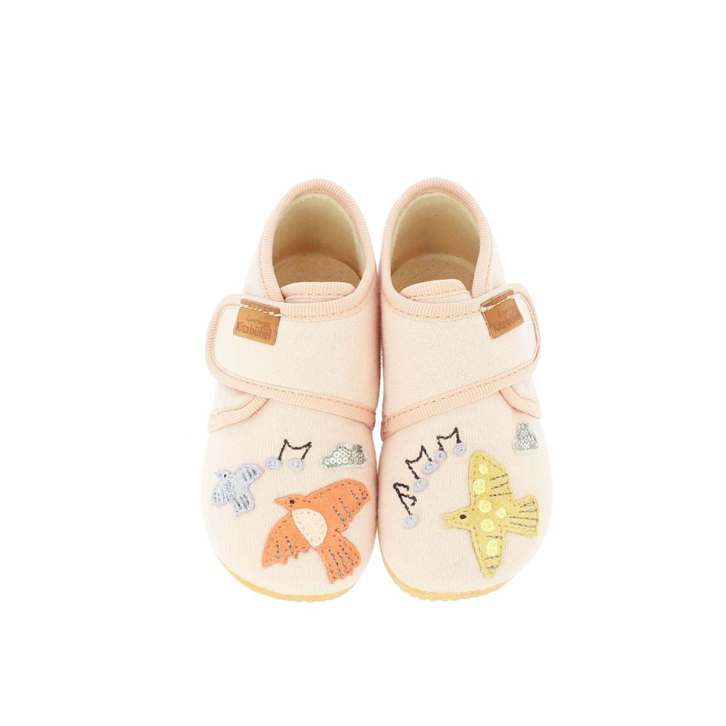 Babyklett. zwitschernde Vögel