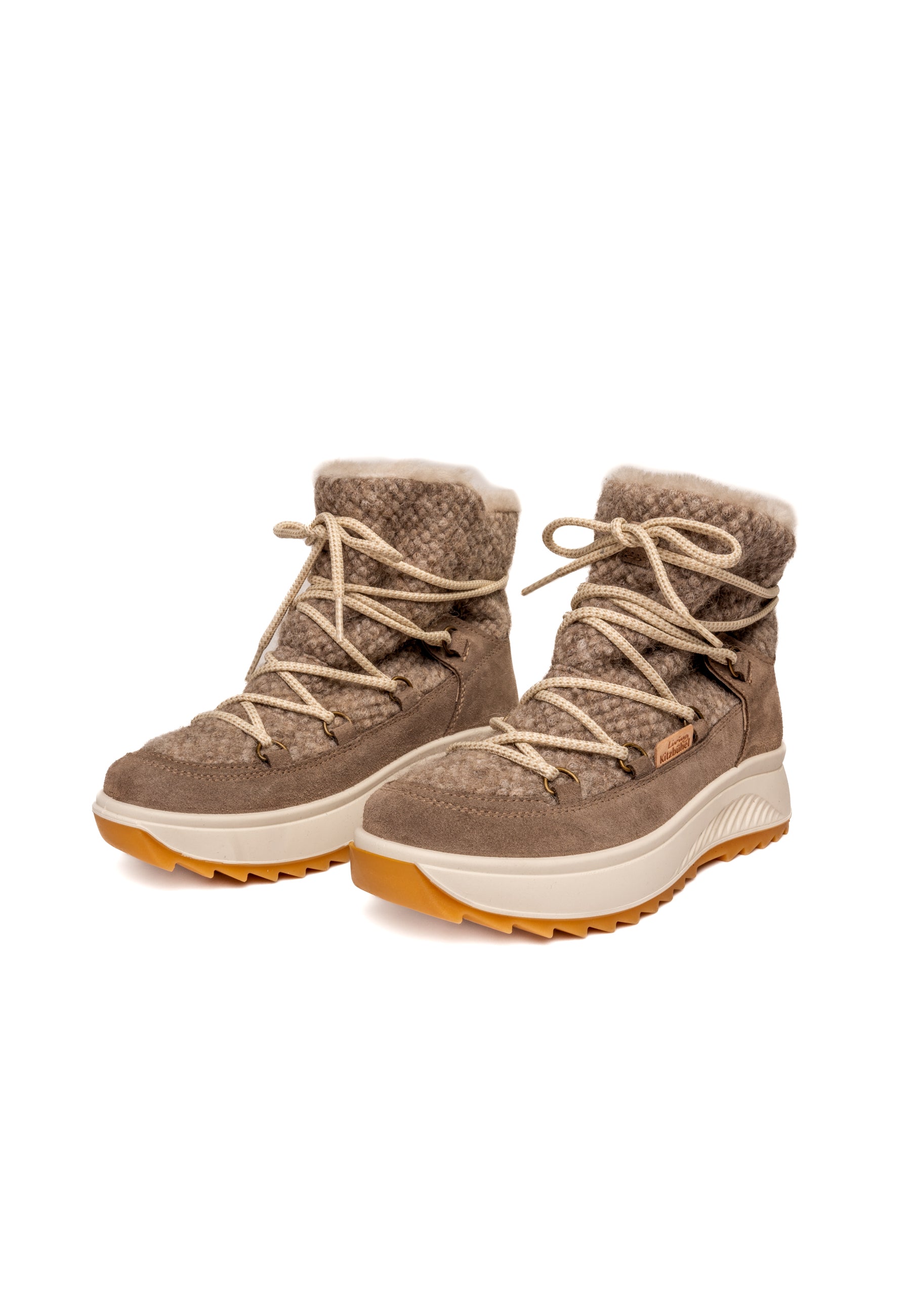 Snowy Snowboot