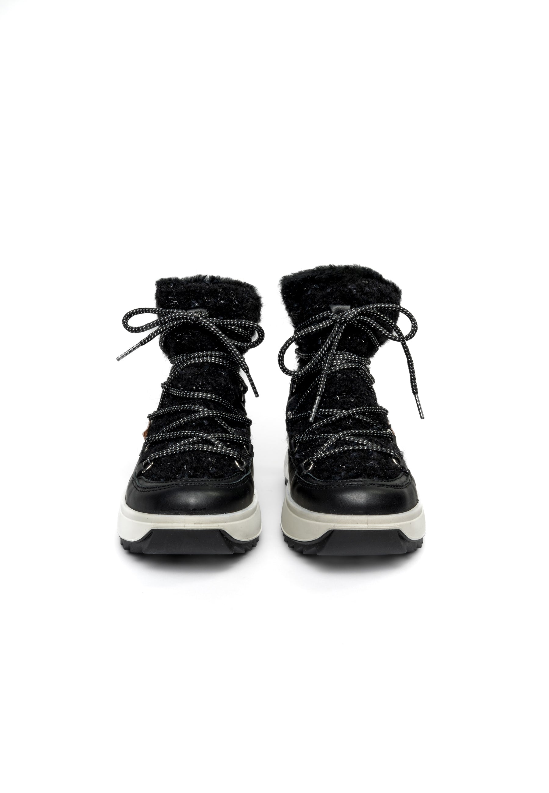 Snowy Snowboot