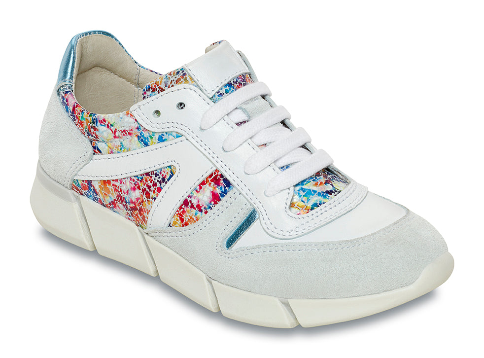 Sneakers mit Materialmix